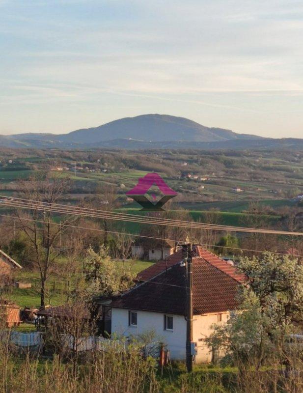 Mladenovac, Velika Ivanča, plac 24.33 ara, građevinsko zemljište ID#1430